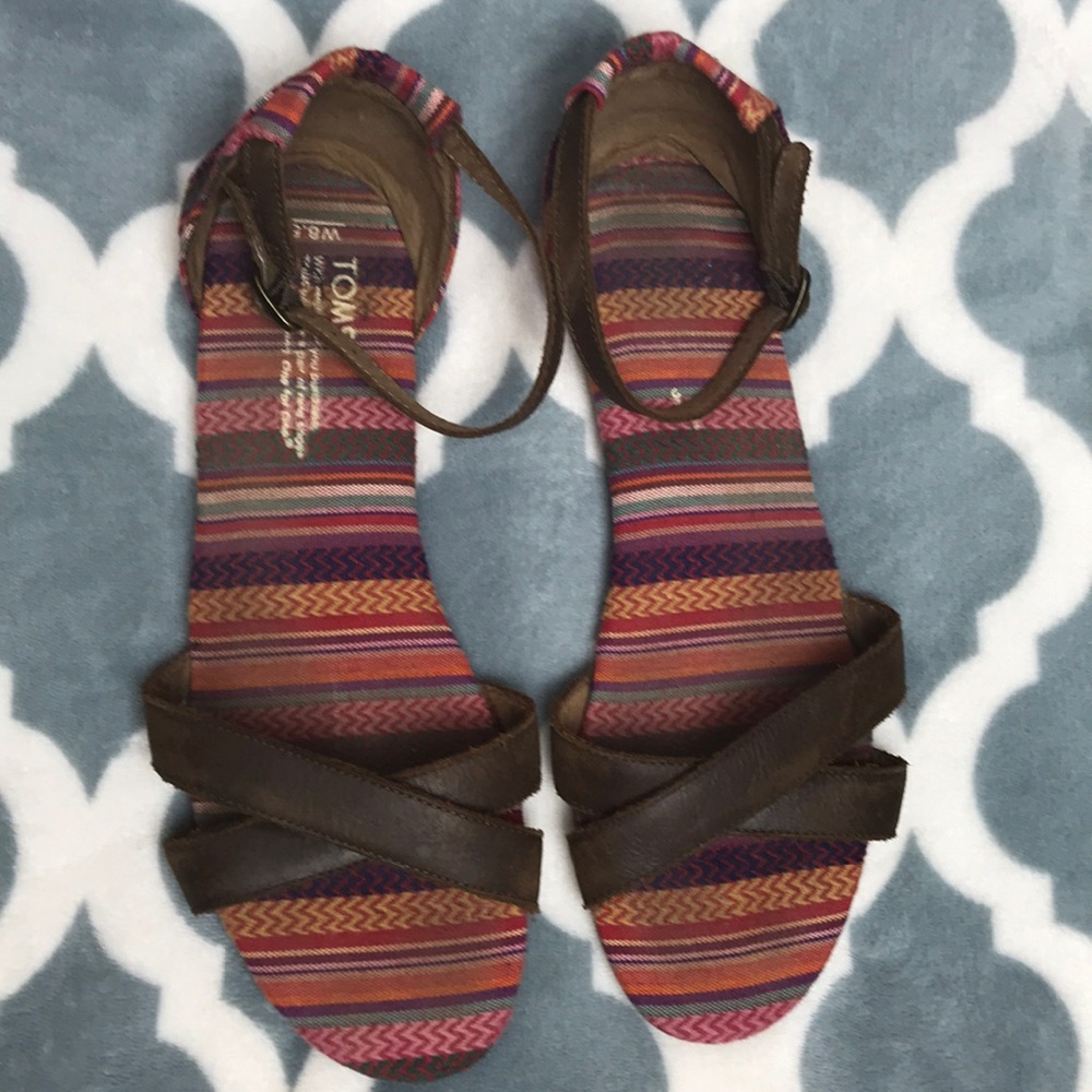 Toms Cross Belt Flat Sandals Aztec Print